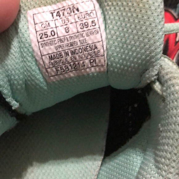 ASICS Running Shoes - Picture 4 of 5